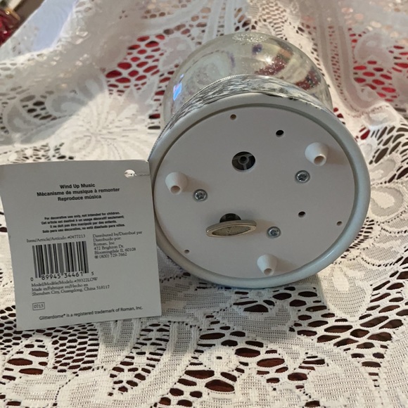 Roman Train “I”ll be home for Cmas” musical Glitterdome! - Picture 6 of 7